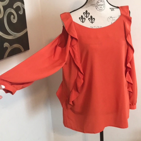 Chico’s Cold shoulder blouse - Picture 5 of 5